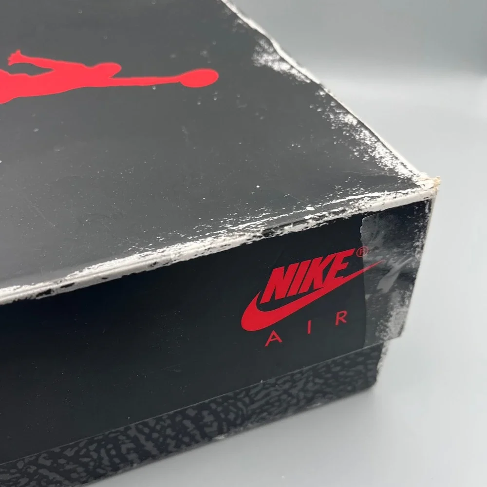 Jordan 3 Retro Mens White Cement Reimagined 9.5 DN3707-100